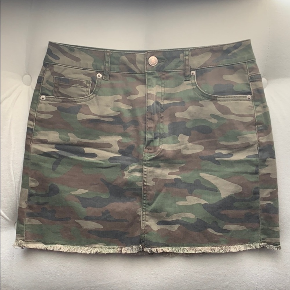 Forever 21 Cano denim skirt.